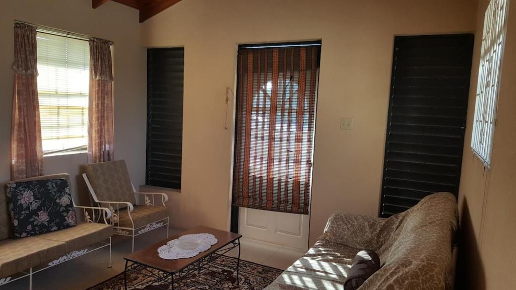 فيلا Donamae 2 Story Barbados House بريدج تاون المظهر الخارجي الصورة